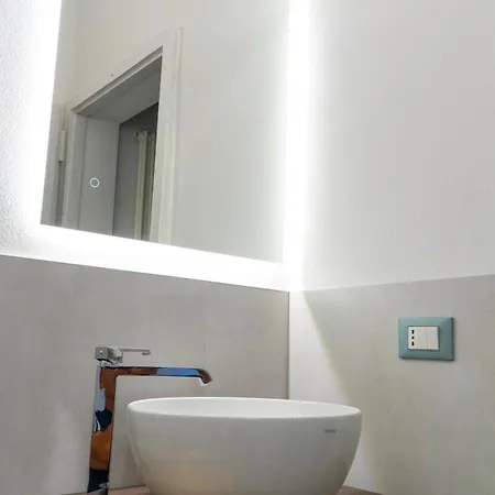 아파트 Amarcord *